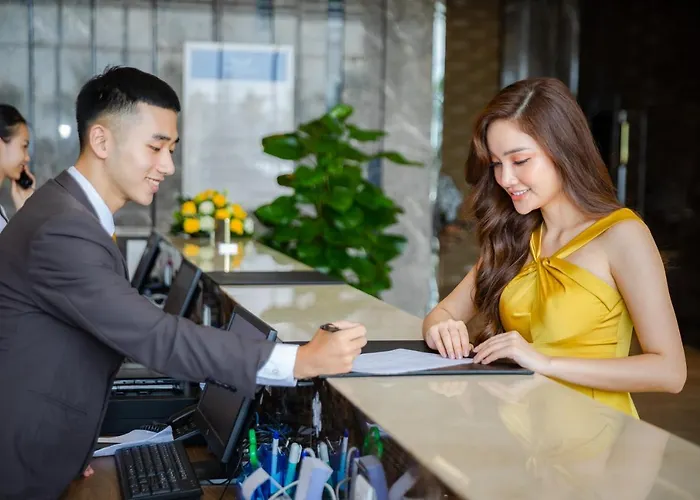 Hotel Muong Thanh Grand Bai Chay 4*