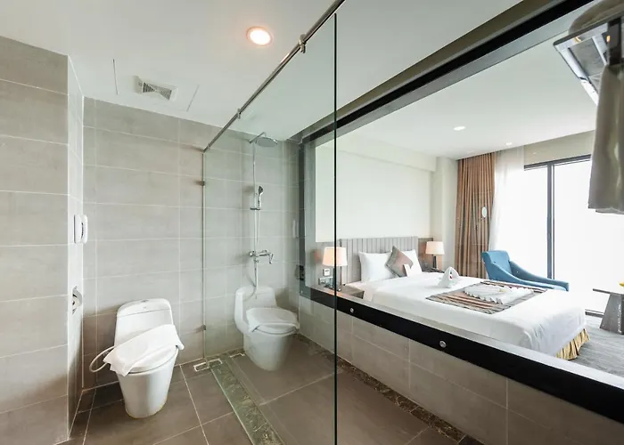 Muong Thanh Grand Bai Chay Hotel