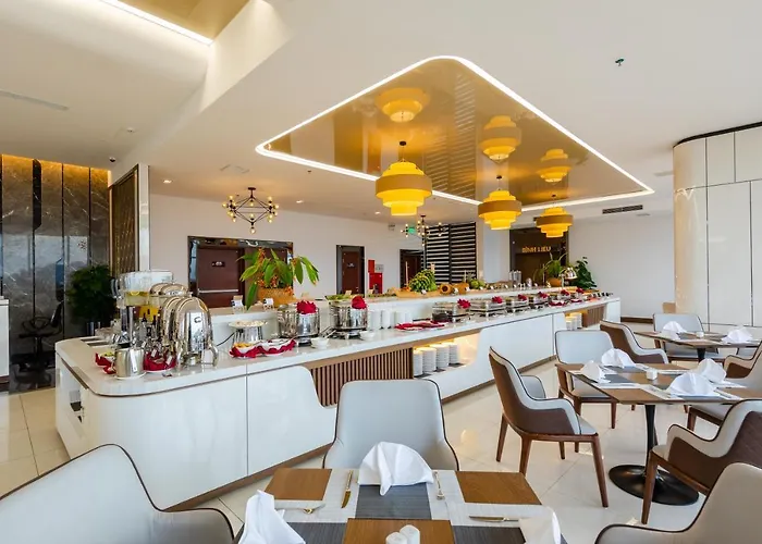 Muong Thanh Grand Bai Chay Hotel 4*