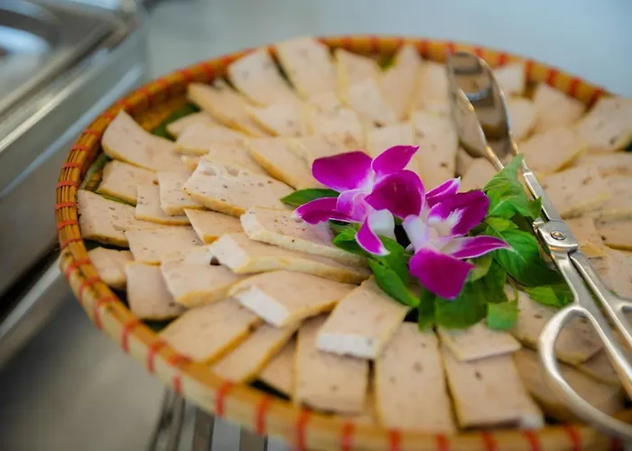 Hotel Muong Thanh Grand Bai Chay Hạ Long