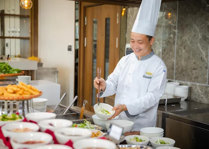 Muong Thanh Grand Bai Chay Hạ Long