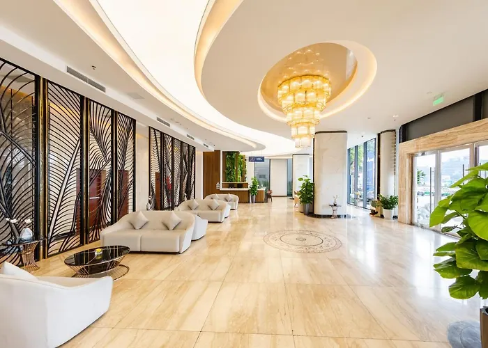 Muong Thanh Grand Bai Chay Hotel 4*